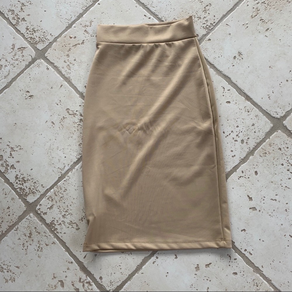 Pencil skirt stretchy